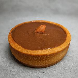 Noir Amande Tart