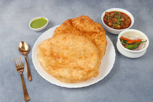 Chole Poori
