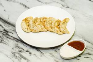 Paneer Fried Momos [6 pieces]