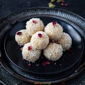 Nariyal laddu 250 grams
