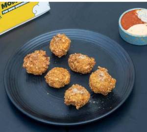 Kurkure cheese corn momos [6 pieces]