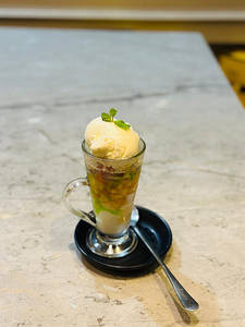 Desi Palooda