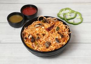 Mushroom Schezwan Noodles