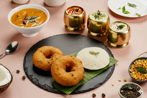 Idli Vada Combo