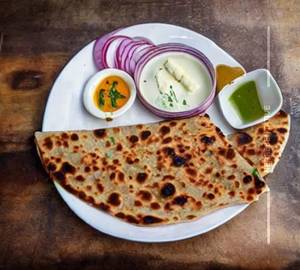 Aloo Paneer Paratha Tawa