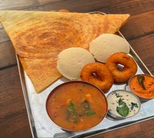 Butter masala Dosa