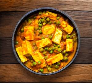 Matar paneer