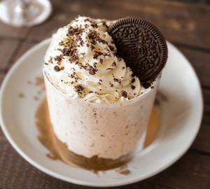 Oreo Glass Cake