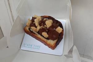 Marble Cake Slice [1 Piece]