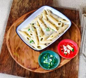White Sauce Pasta (Penne)