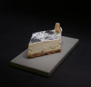 Kaju Katli Cheese Cake