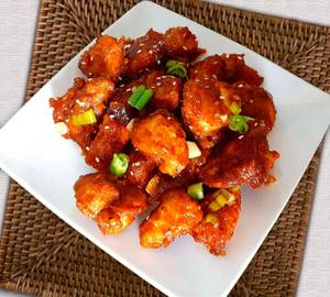 Crispy Chilli Chicken ( 8 pcs)