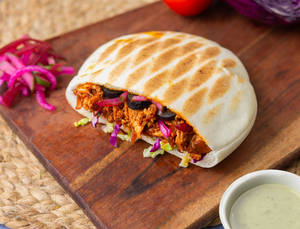 Lebanese Chicken Pita Pocket