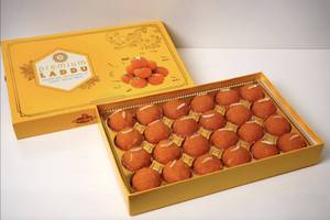Kanpuri Laddu