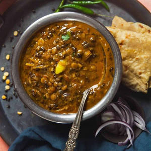 Kali Dal Tadka