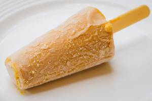 Kesar Pista Kulfi Stick
