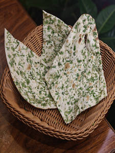 Kothmir Naan