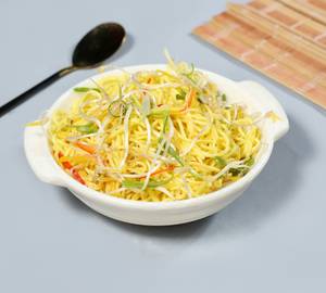Veg Hakka Noodles