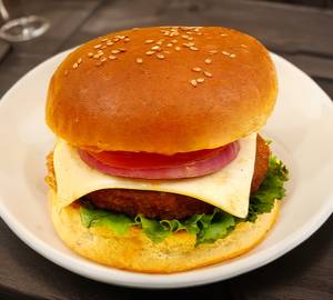 Makhani Aloo Tikki Cheese Burger