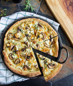Mushroom Pizza