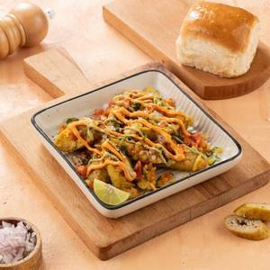 Loaded Chicken Seekh With Maska Pao