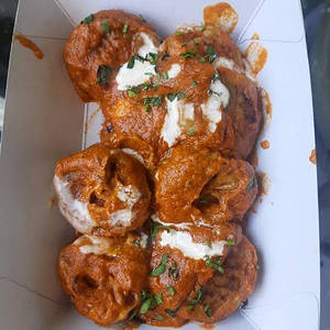 Veg Makhani Momos (5pcs)