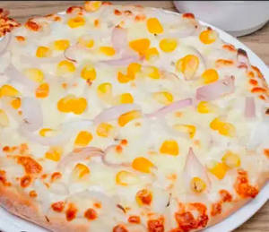 Onion And Corn Pizza