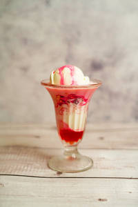 Rose Falooda