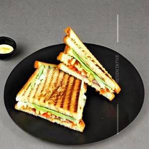 Veg Cheesy Sandwich 