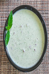 Pudina Raita