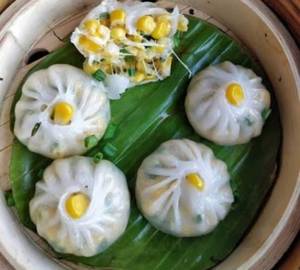 Corn cheese steam momos