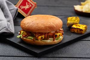 Paneer Tikka Burger