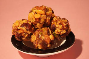 Dry Fruits Laddu 150 Gm