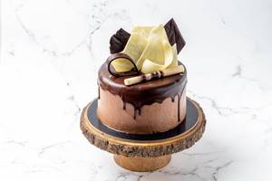 Chocolate Ganache Cake