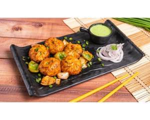 Exotic Veggie Tandoori Momos