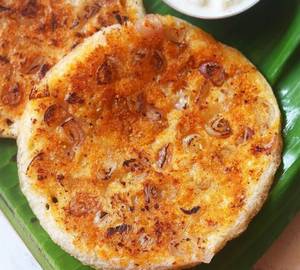 Podi Onion Uttapam