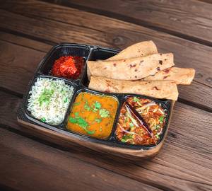 Matar Masala Thali