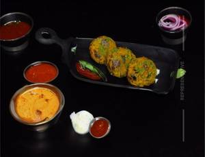Paneer Lasuni Kabab