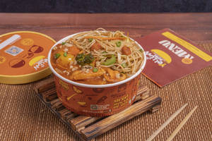 Hot Garlic Sauce Noodle Bowl