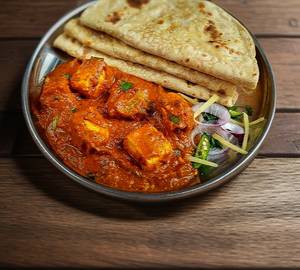 4 Roti with paneer masala