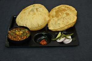Chole Bhatoore