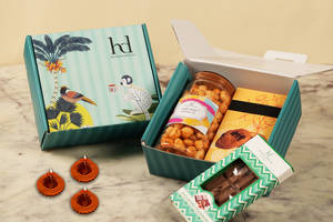 Small Assorted Cookie Box A