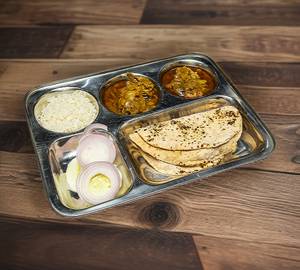 Ahuna Handi Chiken Thali
