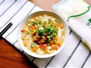 Veg Noodle Soup (Per Bowl)