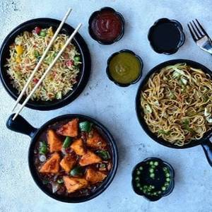Chomein + Manchurian