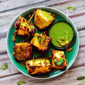 Pesto Tikka (Aloo)