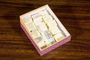 Khoya Kesar Burfi