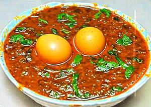 Egg Do Pyaza