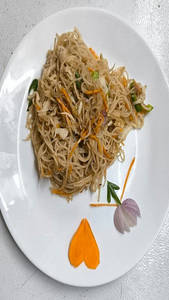 Veg Hakka Noodles