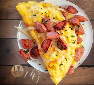 Chicken omelet with chicken sausage